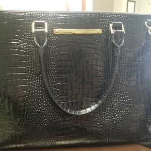 Black Brahmin purse with shoulder strap
